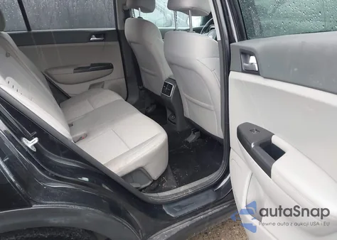 2017 Kia Sportage Lx z USA, uszkodzony, nr VIN KNDPMCAC4H7159085